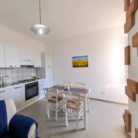 別荘 Due Passi Dal Mare モンテコーリチェ