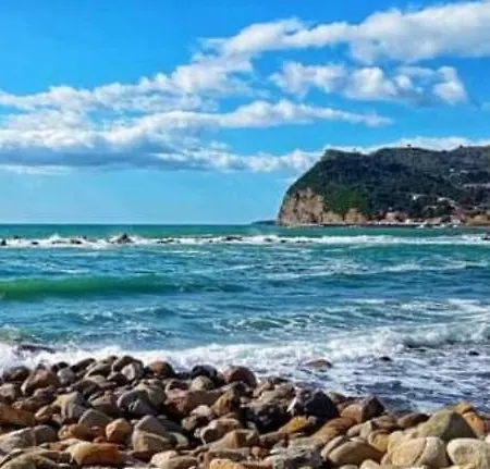 Due Passi Dal Mare 別荘 モンテコーリチェ