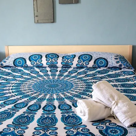 Due Passi Dal Mare *