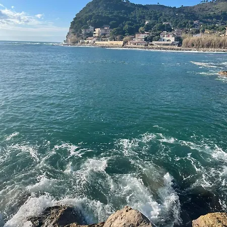 Due Passi Dal Mare * モンテコーリチェ